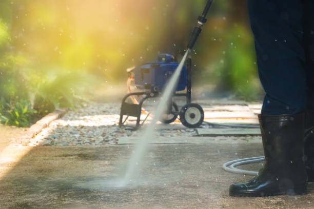 Best Pool Deck Cleaning  in Black Point Green Point, CA